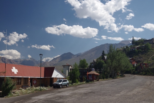 los_andes_chile_summer.jpg